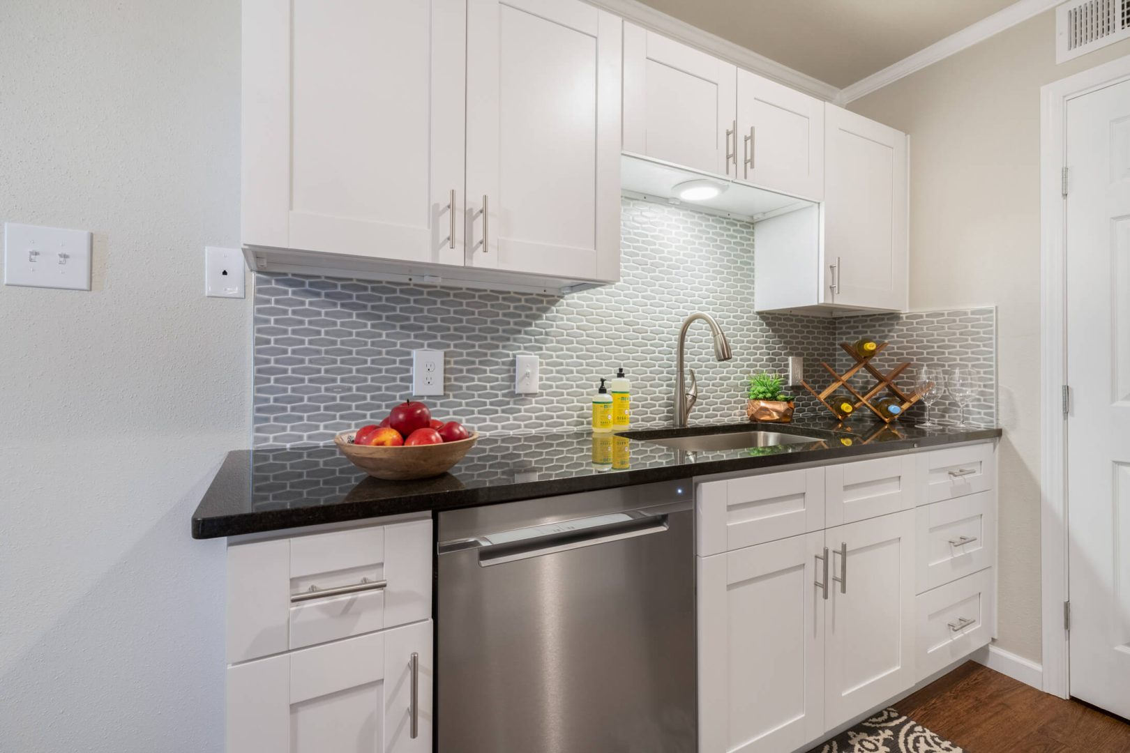 Schedule Your Tour at Blanco Oaks Apartments